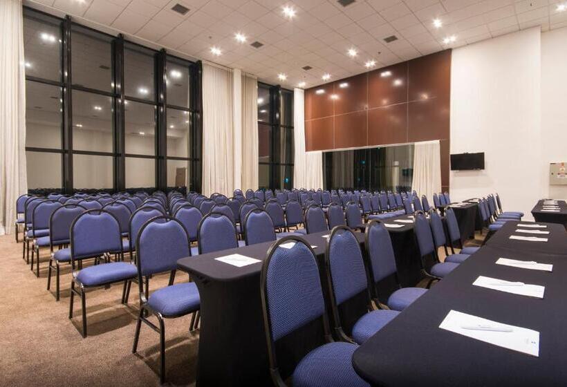 ホテル Transamerica Executive Taboao Morumbi