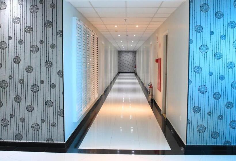 ホテル Transamerica Executive Taboao Morumbi