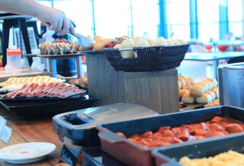 ホテル Transamerica Executive Taboao Morumbi