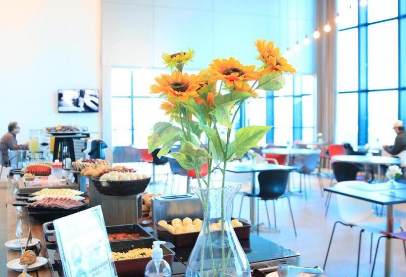 ホテル Transamerica Executive Taboao Morumbi