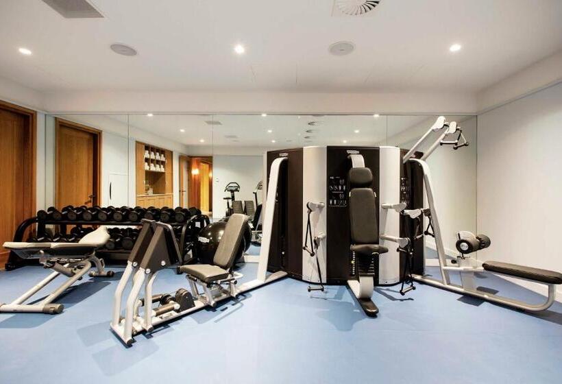 فندق The July   Twenty Eight