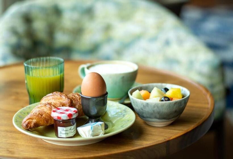 فندق The July   Twenty Eight