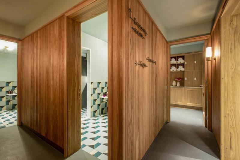 فندق The July   Twenty Eight