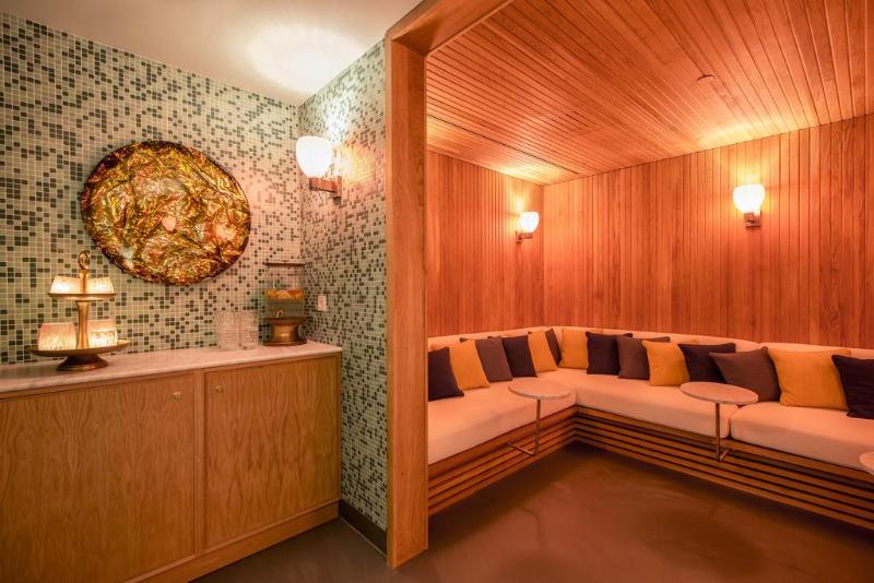 فندق The July   Twenty Eight