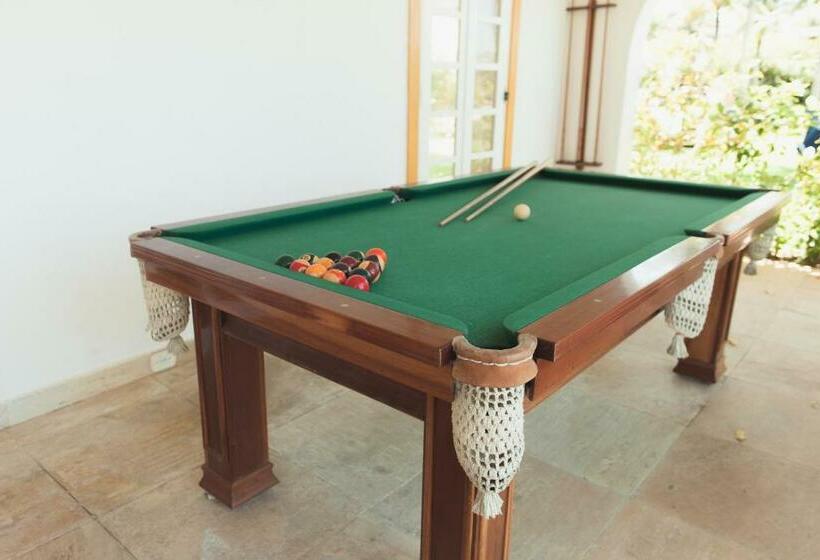 هتل Villa Raphael