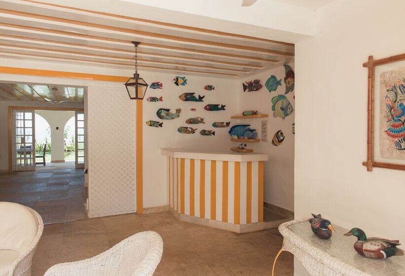 هتل Villa Raphael