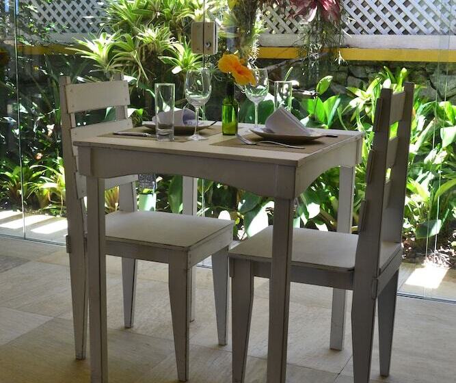 هتل Villa Raphael