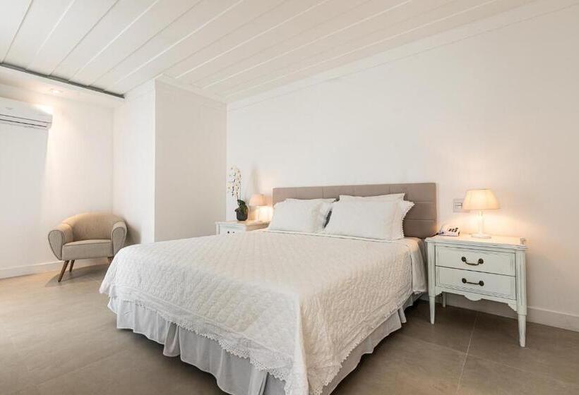 هتل Villa Raphael