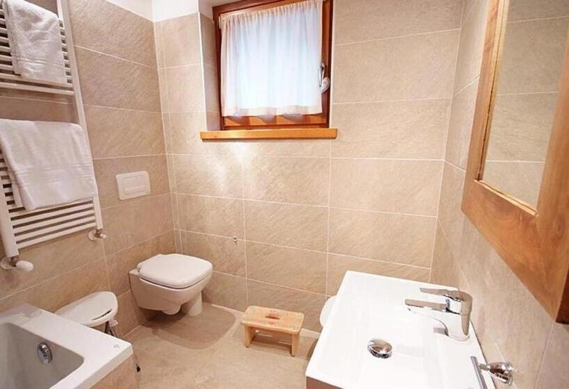 فندق Villaggio Delle Alpi