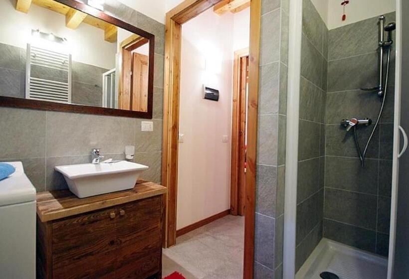 فندق Villaggio Delle Alpi