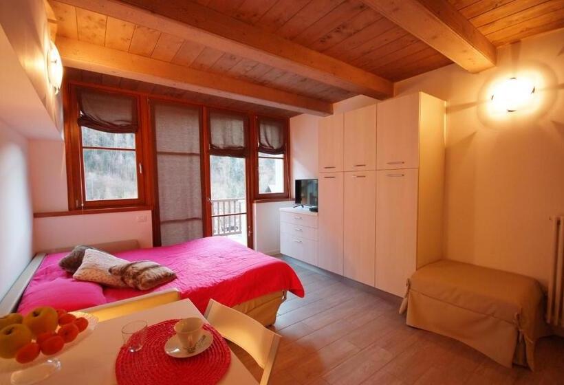 فندق Villaggio Delle Alpi