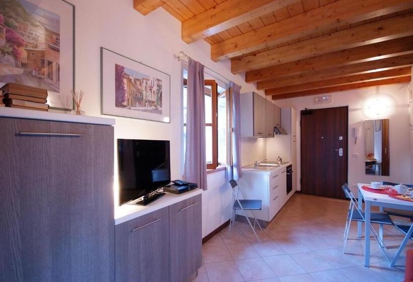 فندق Villaggio Delle Alpi