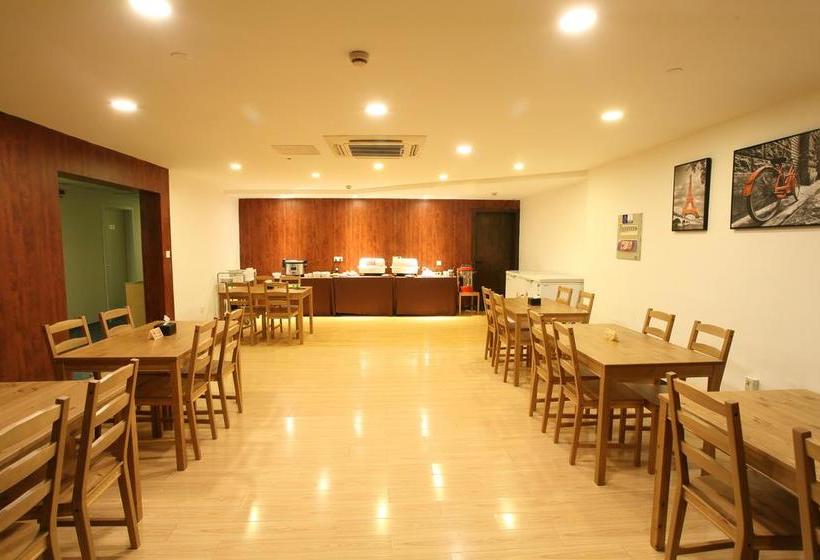 ホテル Weijing Express