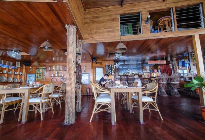 호텔 Zen Rooms Sabang Beachfront