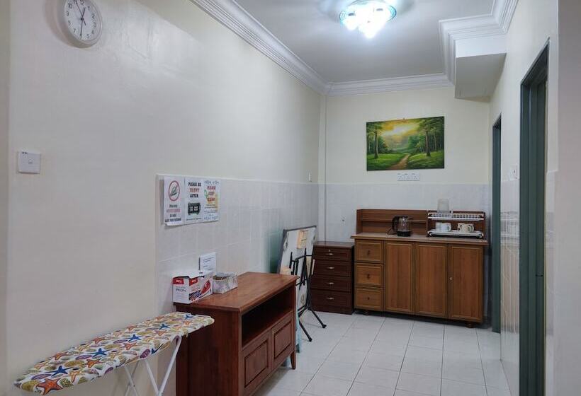 Kpw At Royal Lily Apartment