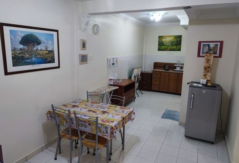 Kpw At Royal Lily Apartment