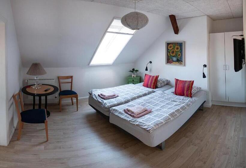 Louiselund Bed & Breakfast