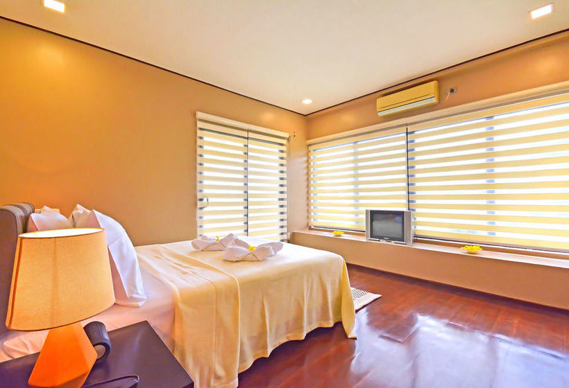 One Hagdan Villas Boracay