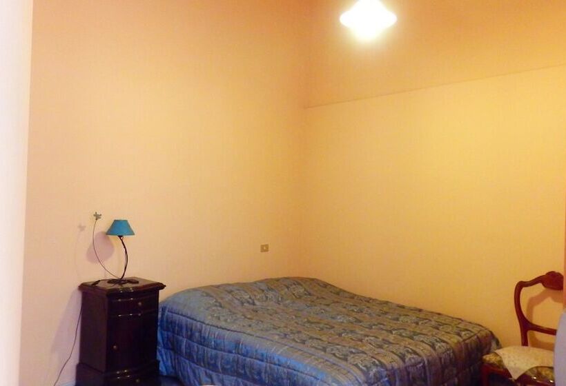 Пансион Naples Is Your Home