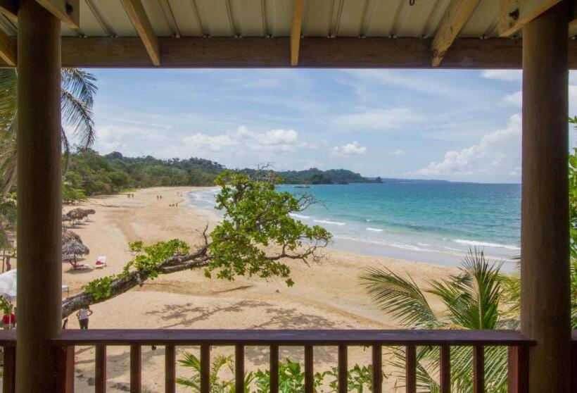 Red Frog Beach Island Resort