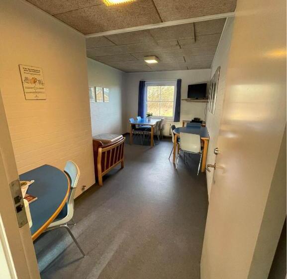 Roslev Vandrerhjem Hostel