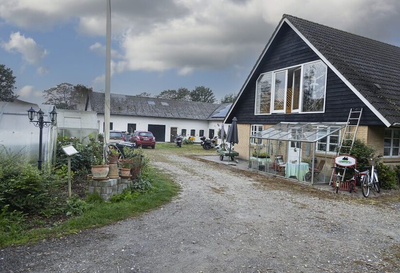 Bed and Breakfast Skortskær Bondegårdsferie