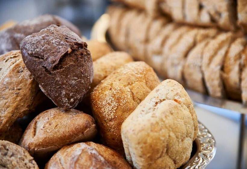 Svaneke Vandrerhjem   Hostel