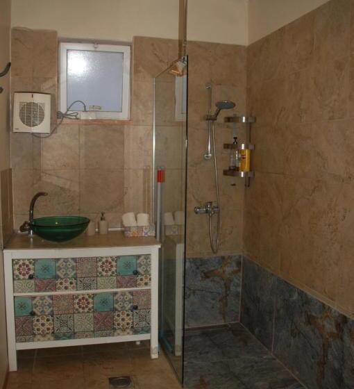 The Little B&b On The Hill