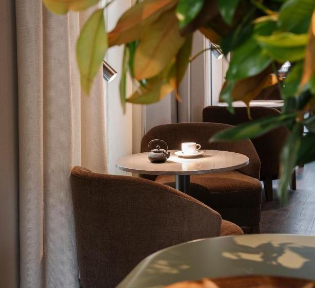 فندق Rhin Garden