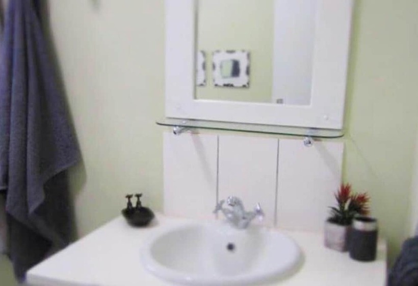 16 On Main Arniston Pet Friendly