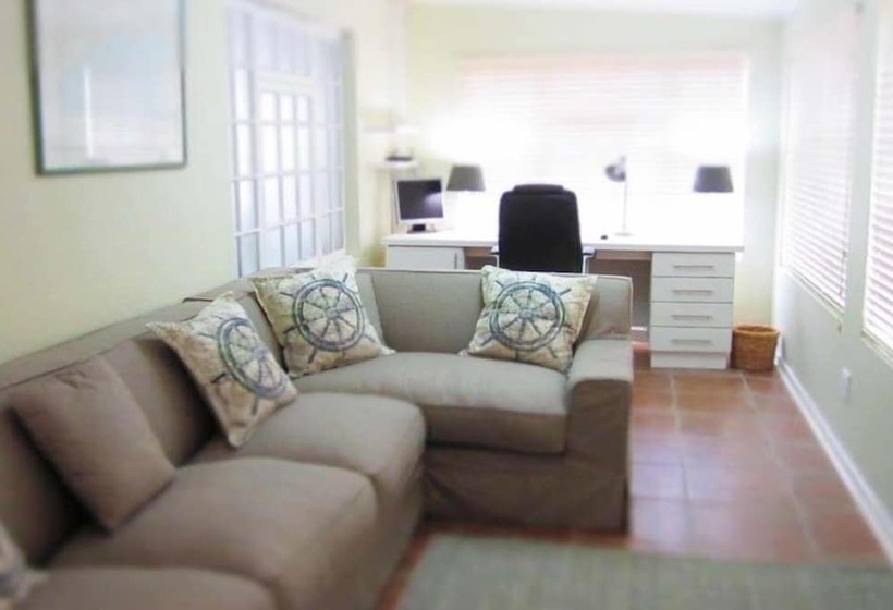 16 On Main Arniston Pet Friendly