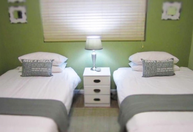 16 On Main Arniston Pet Friendly