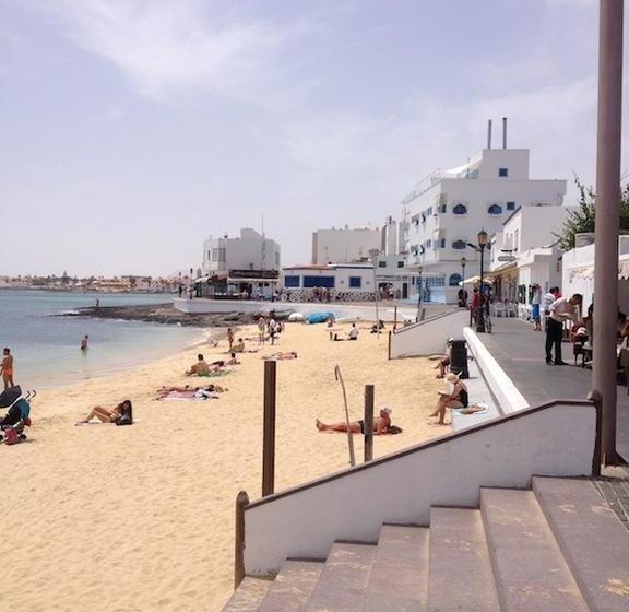 הוסטל Pura Vida Corralejo