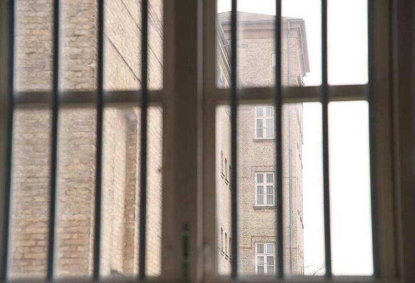 فندق صغير Sleepin Fængslet