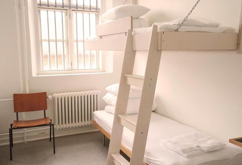 فندق صغير Sleepin Fængslet