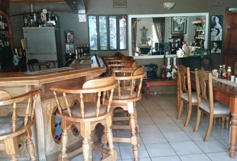 Riversway Guest House