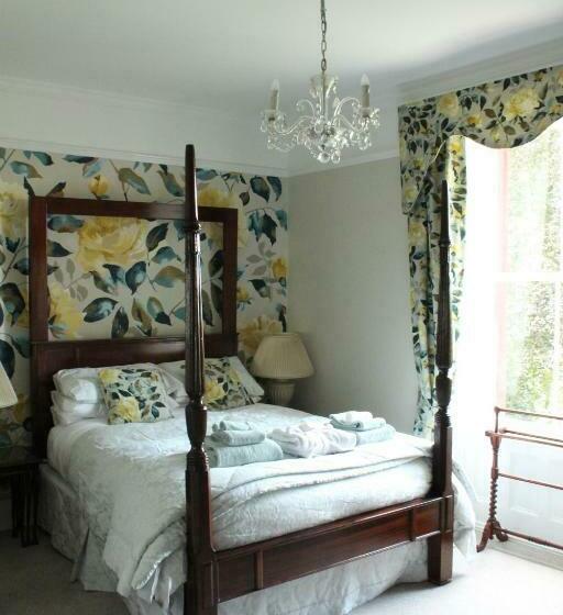 민박 Bank House B And B