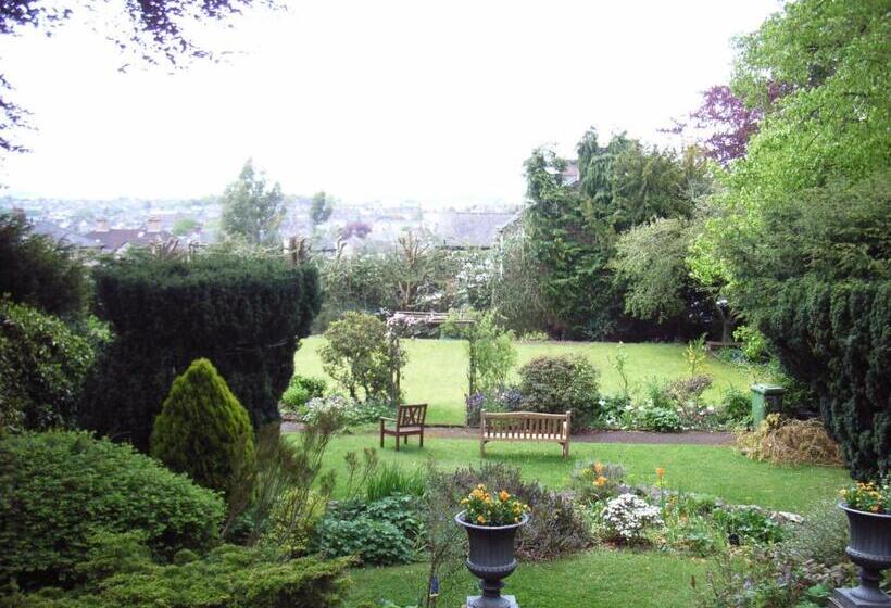 민박 Bank House B And B