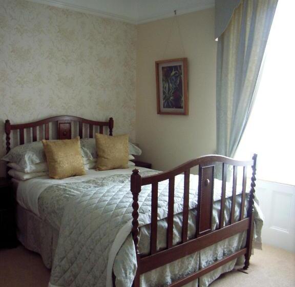 민박 Bank House B And B