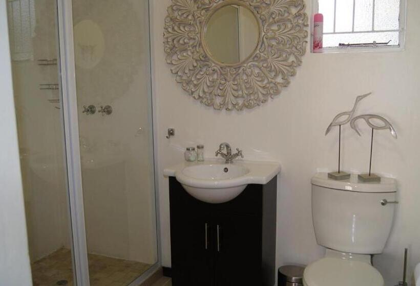 مبيت وإفطار Cunningham Cottage Guest House