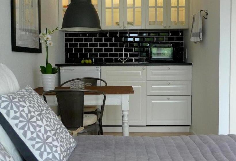 צימר Dragondrum Bed & Kitchen