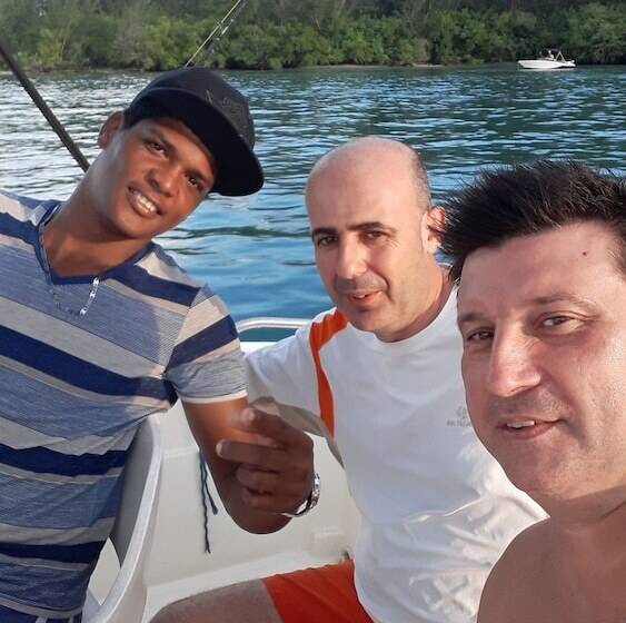 ベッドアンドブレックファースト Luz De Luna Hotel & Spanish Restaurant