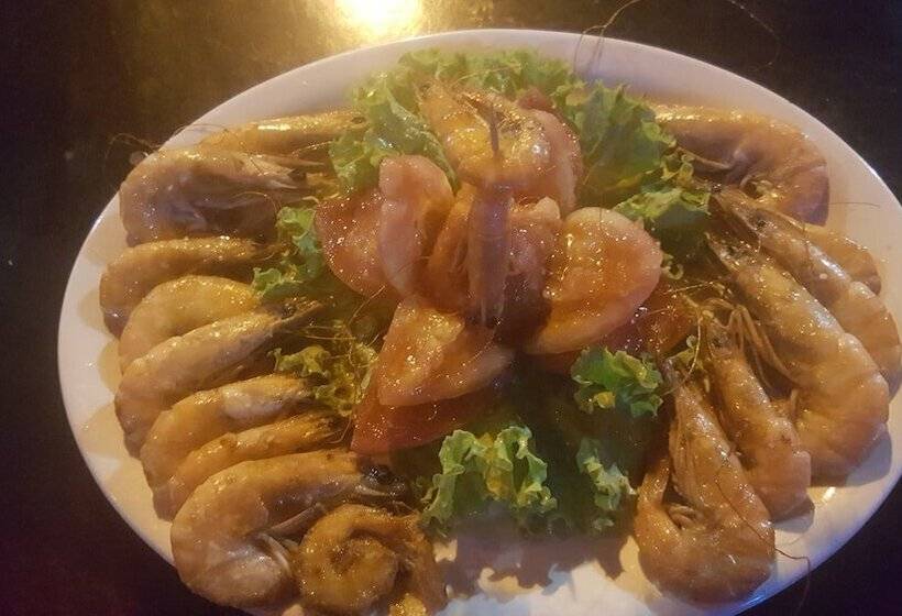 ベッドアンドブレックファースト Luz De Luna Hotel & Spanish Restaurant