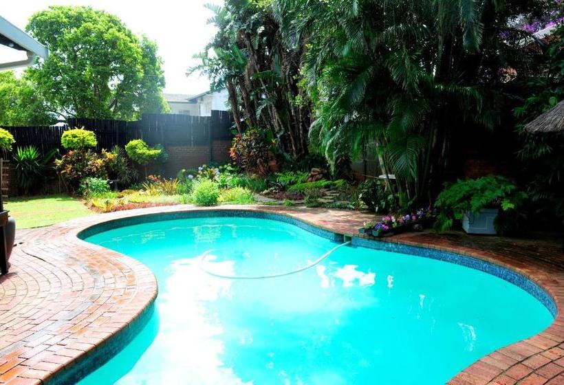 Oliveroom Self Catering And B&b