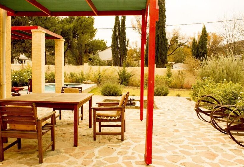 مبيت وإفطار The Ibis Lounge