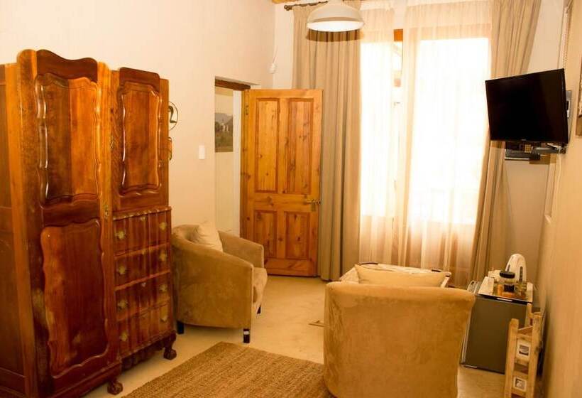 مبيت وإفطار The Ibis Lounge