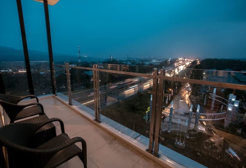 Bigland Hotel & Convention Sentul