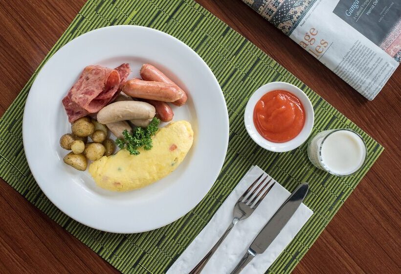 Bigland Hotel & Convention Sentul