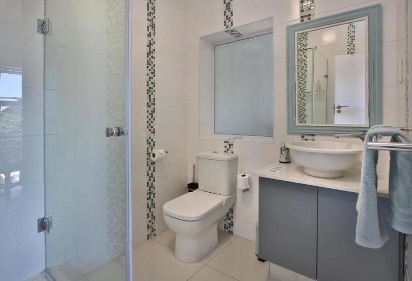 Blue Horizon Bed & Breakfast