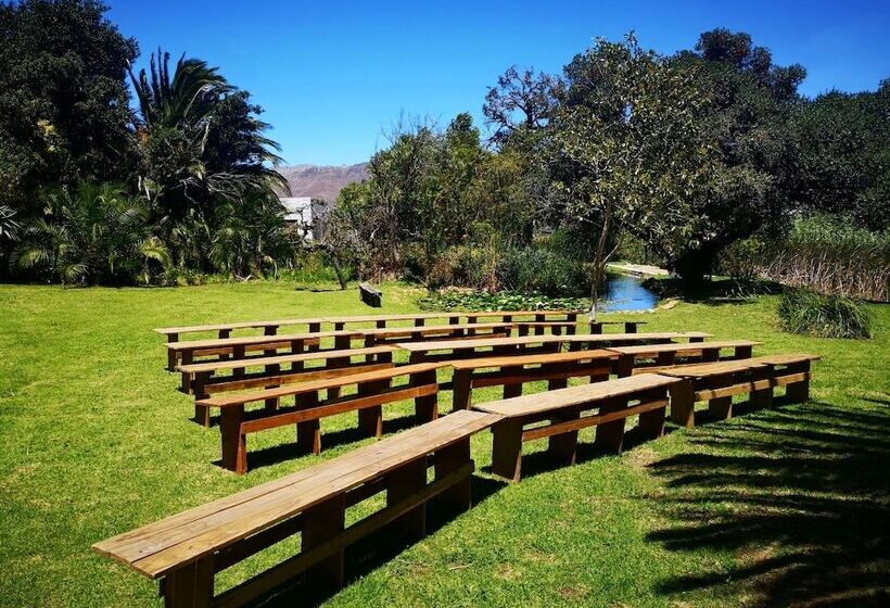 Chelaya Country Lodge